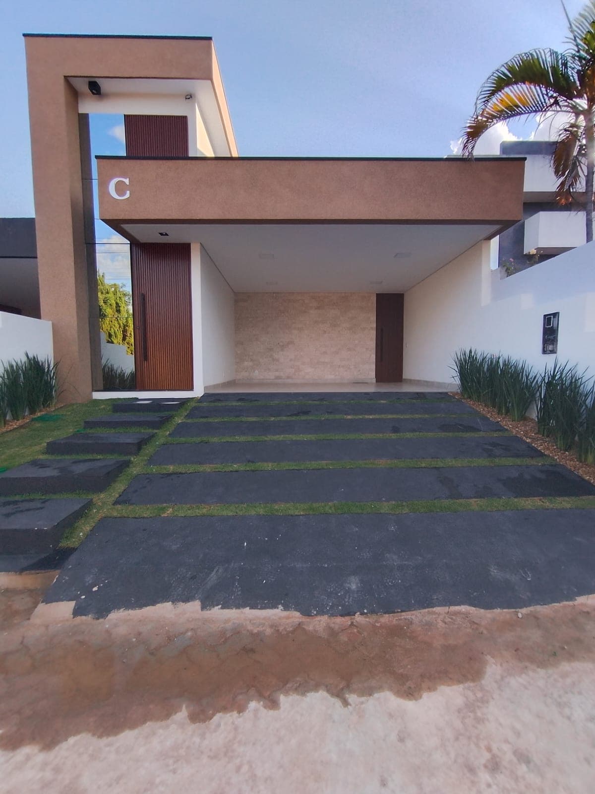 Casa em Setor Habitacional Arniqueira
