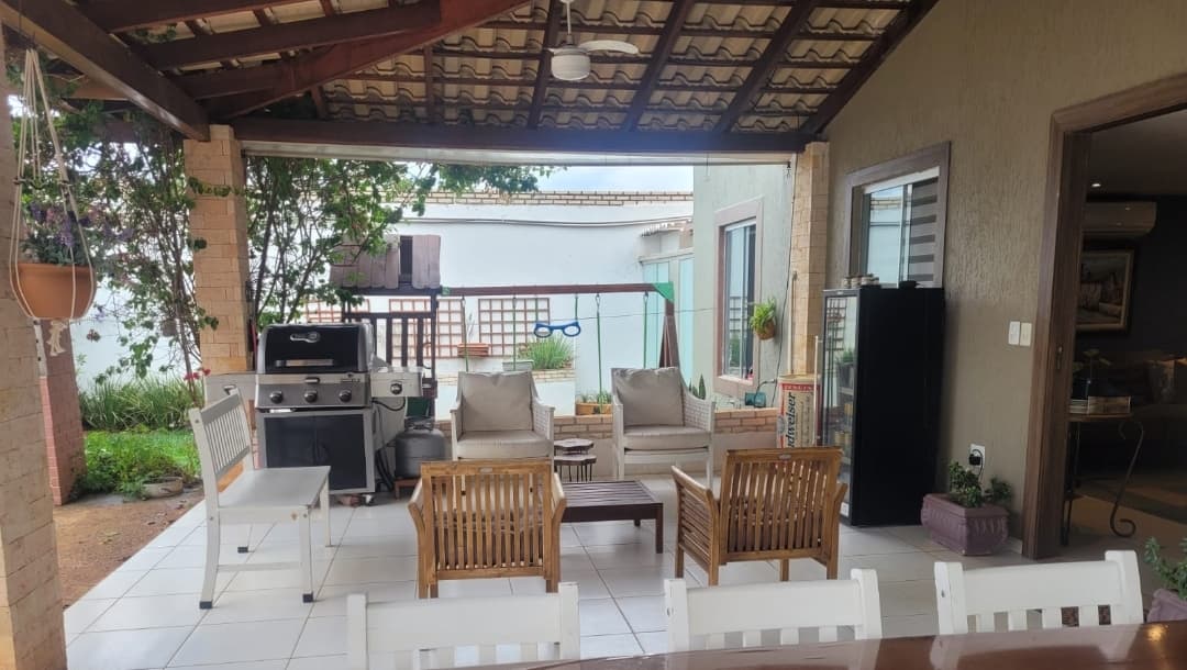 Casa em Setor de Mansões do Lago Norte